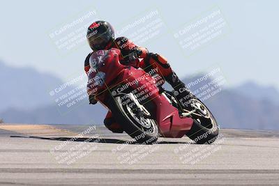 media/Oct-13-2025-Moto Forza (Mon) [[a66d839500]]/3-B Group/Session 4 (Turn 9)/